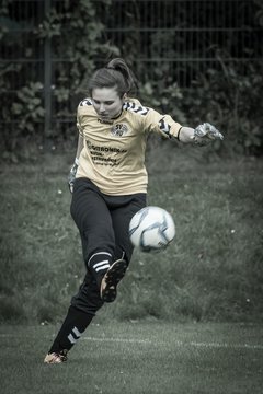 Bild 229 - Frauen SVHU 2 - Wellingsbuettel 1 : Ergebnis: 2:2